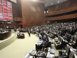 Arrebatan Diputados nómina de los maestros a los Estados.