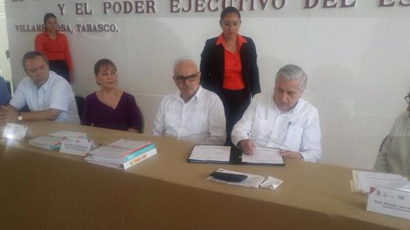 INEE y Gobierno de Tabasco firman convenio de colaboración.