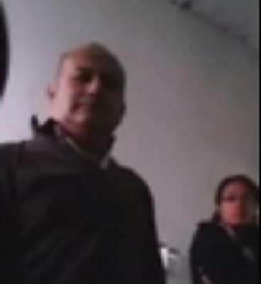 Agresores de la maestra por su preferencia sexual.