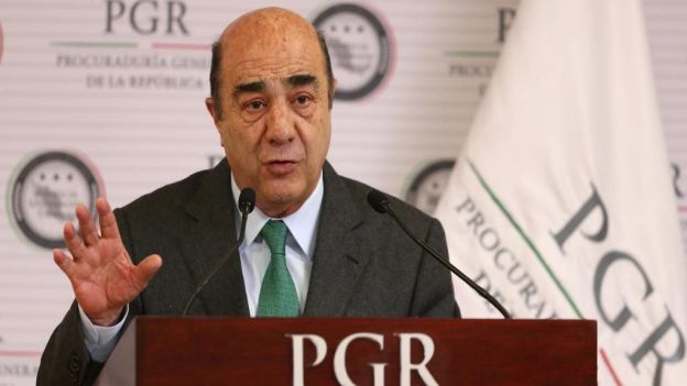 Confirma PGR asesinato e incineración de los normalistas de Ayotzinapa.