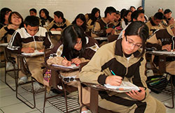 La SEP priorizará el civismo y la ética en la educación básica.