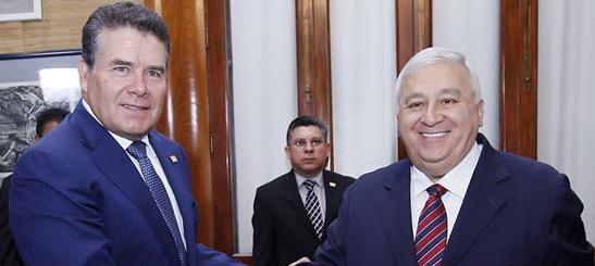 Recibe SNTE felicitaciones por la negociación salarial 2015