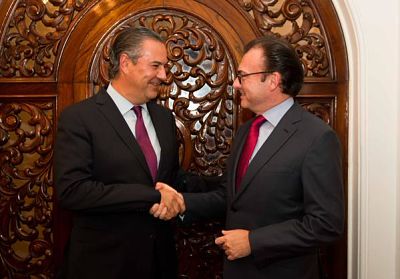 SHCP ordena reducción de plazas laborales y programas en la SEP