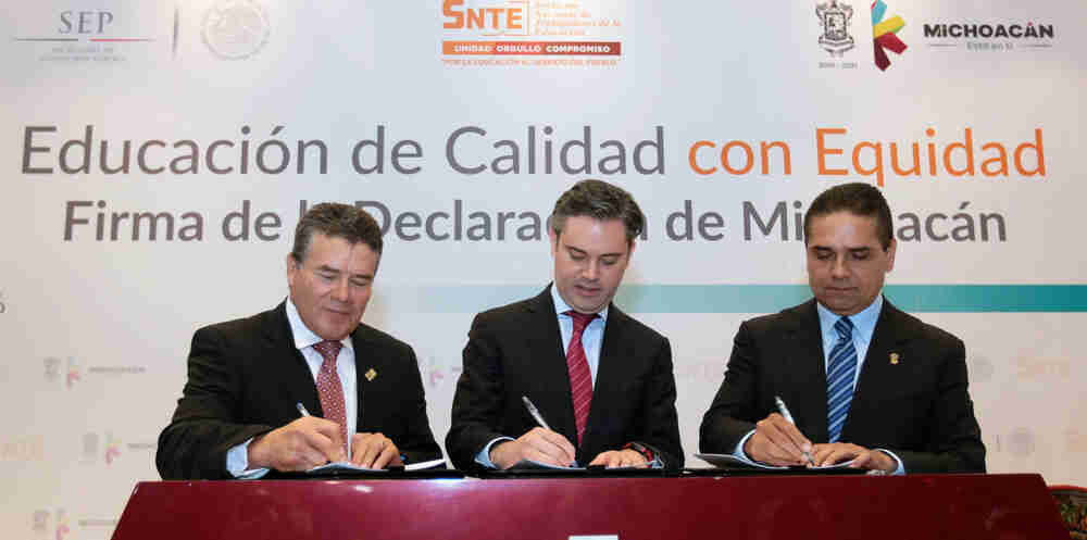 El riesgo para la reforma educativa es AMLO, asegura Aurelio Nuño