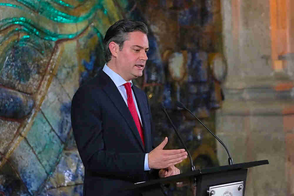 Justifica Nuño anomalías en reforma educativa