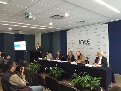 INEE revela fallas en la tutoría docente