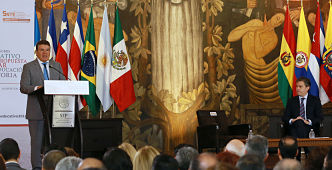 La educación no debe ser campo de batallas ideológicas, advierte el SNTE