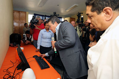 Lleva SNTE nuevas tecnologías y capacitación a maestros de escuelas marginadas