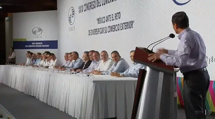 Condena Peña la protesta de la CNTE en su contra