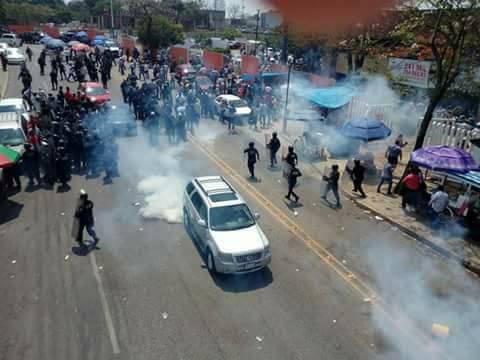 Tabasco: atropellos laborales y represión de maestros.