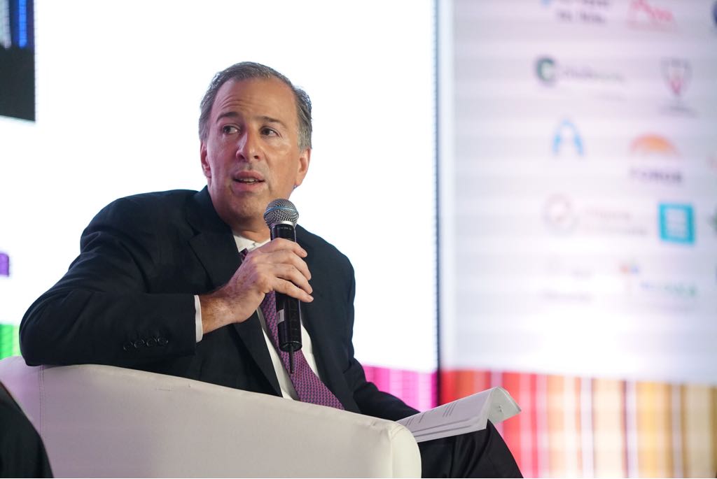 Meade dice que la evaluación docente debe continuar; ofrece diálogo a la CNTE.