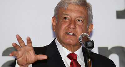 “No vamos a solapar a líderes sindicales antidemocráticos”: AMLO.