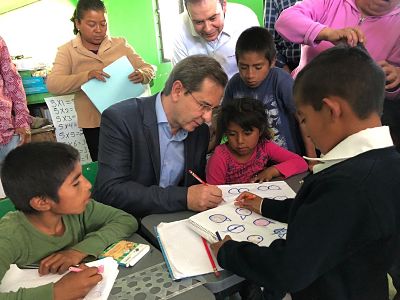 ¿Regresa el escalafón? Esto dice Esteban Moctezuma.
