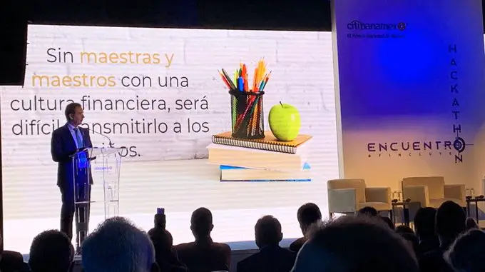 Con educación financiera, SEP busca formar mexicanos incorruptibles.