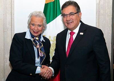 El Gobierno Federal apoya el proyecto democratizador del SNTE, asegura Cepeda Salas.