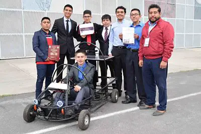 Crean en el IPN Go Kart autosustentable.
