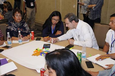 Elogia Moctezuma la labor de los supervisores escolares.