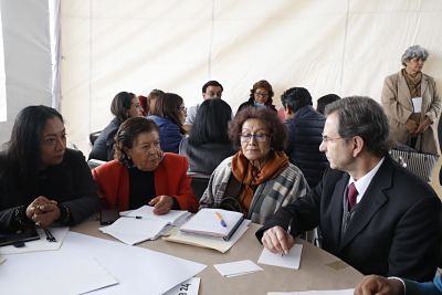 Habrá nuevos contenidos en el ciclo escolar 2020-2021, reitera Esteban Moctezuma.