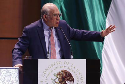 Gurría lanza críticas a Gobierno de AMLO por no invertir en Estancias Infantiles.