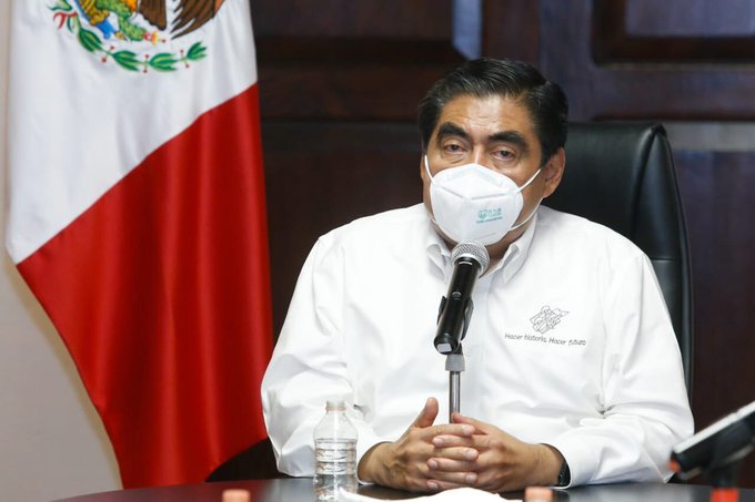 “No hay ningún avance”, dice Miguel Barbosa sobre mudanza de la SEP a Puebla