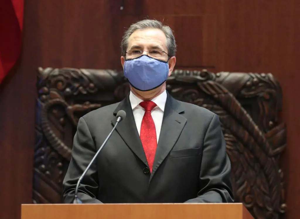 EU otorga beneplácito a Esteban Moctezuma