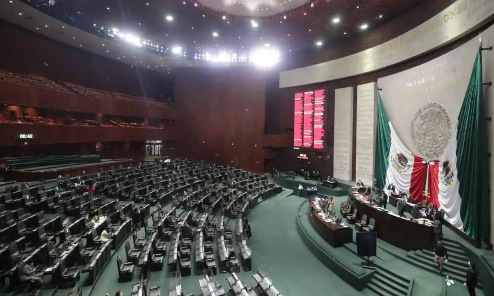 Diputados avalan acceso gratuito de productos de higiene menstrual a niñas y adolescentes en escuelas