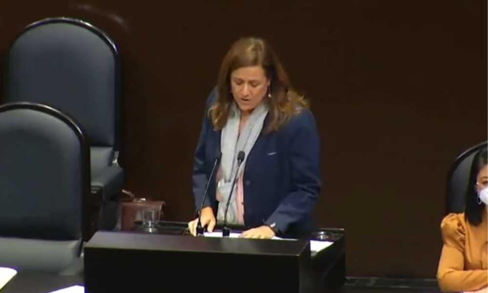 Video | Critica Zavala “catástrofe educativa”; le gritan “¡ABC!”