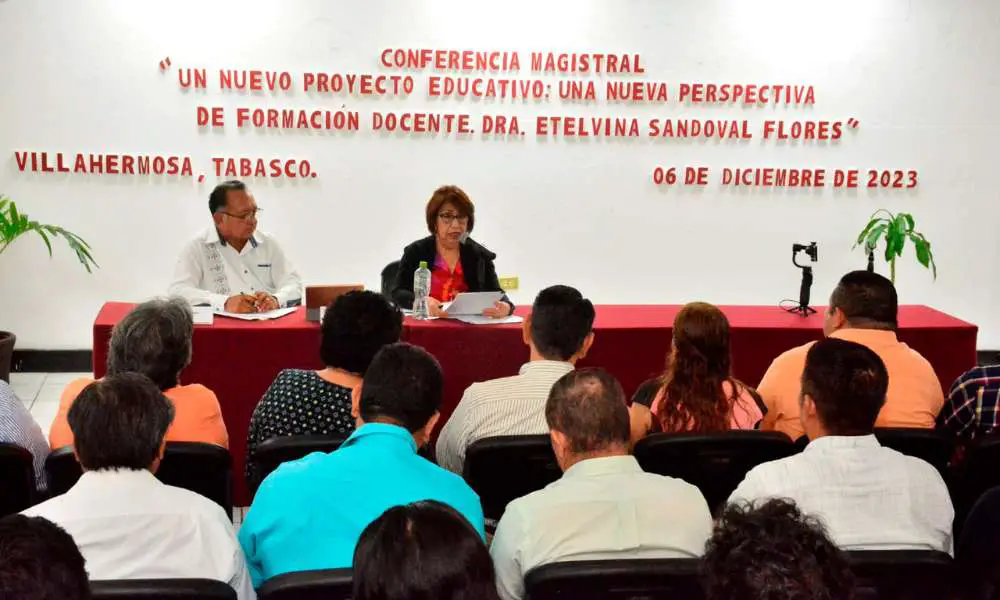 Mejoredu impulsa una formación docente situada que favorezca la reflexión, el diálogo y la toma de decisiones
