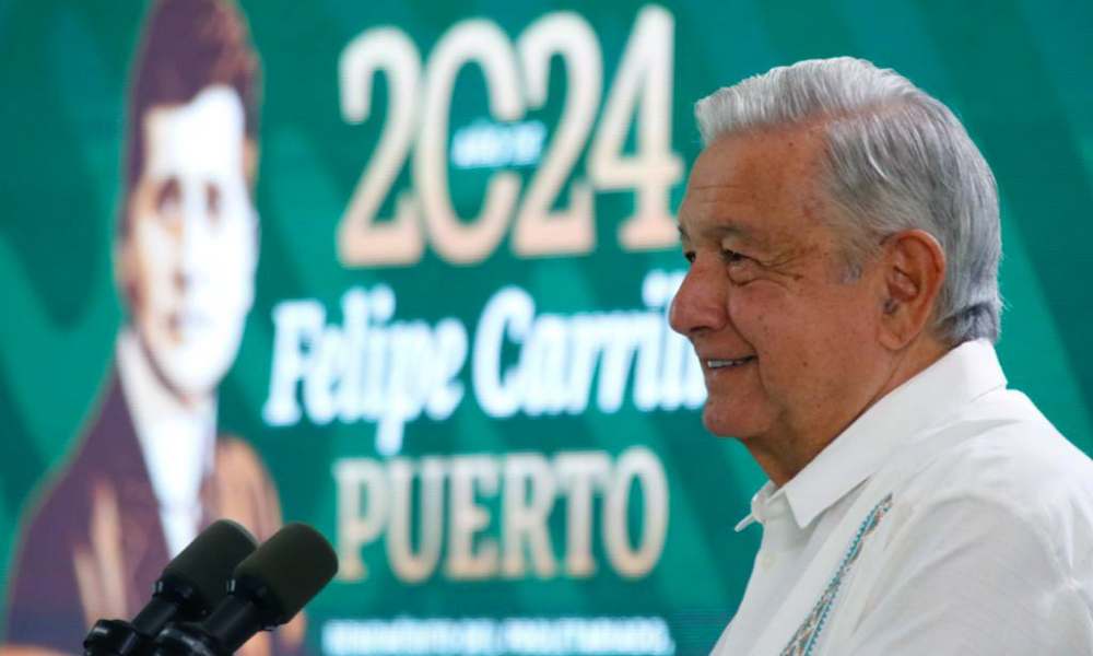 Enlista AMLO tres prioridades para 2024; va por mejora salarial para maestros
