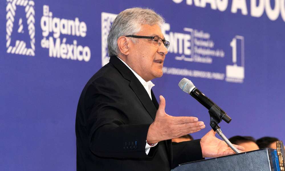 Ya se negocia despegue salarial para los maestros más preparados: SNTE
