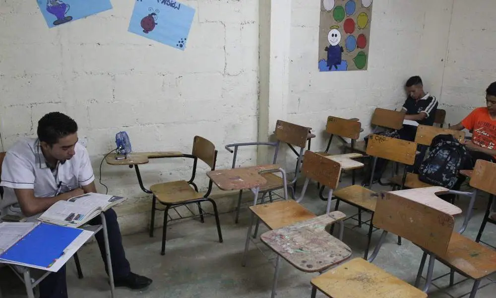 El primer año de bachillerato, el período más crítico para el abandono escolar