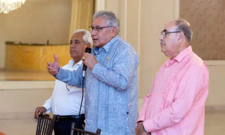 Alfonso Cepeda Salas en discurso público