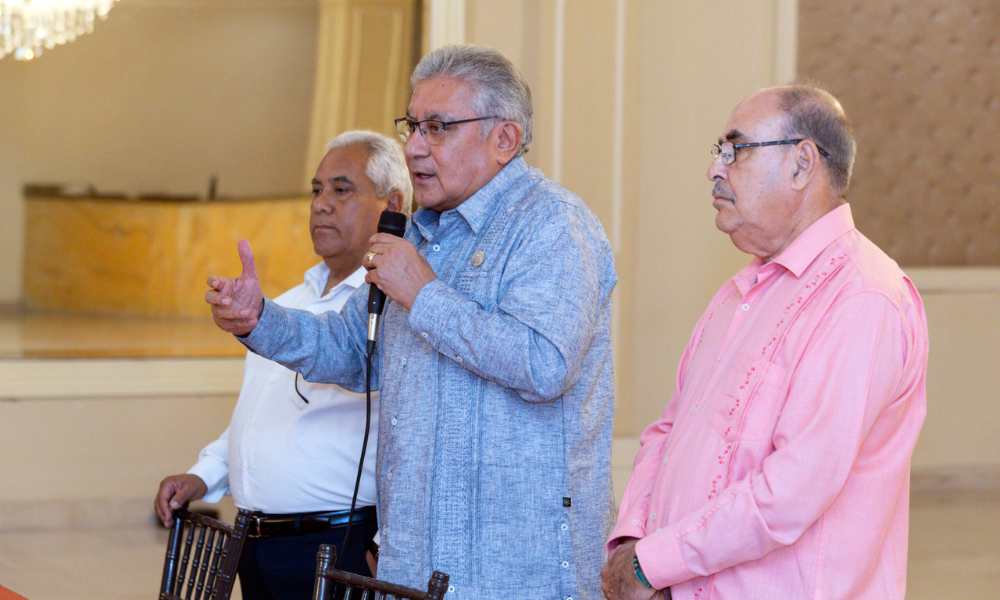Alfonso Cepeda Salas en discurso público